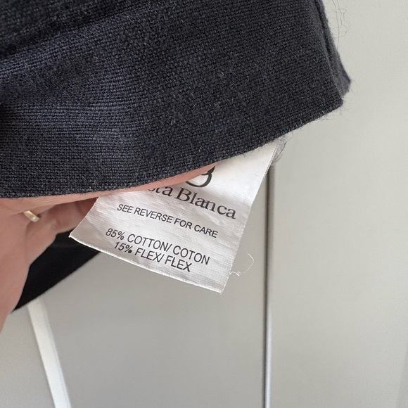 Costa Blanca Linen Mini Shorts - Picture 4 of 5